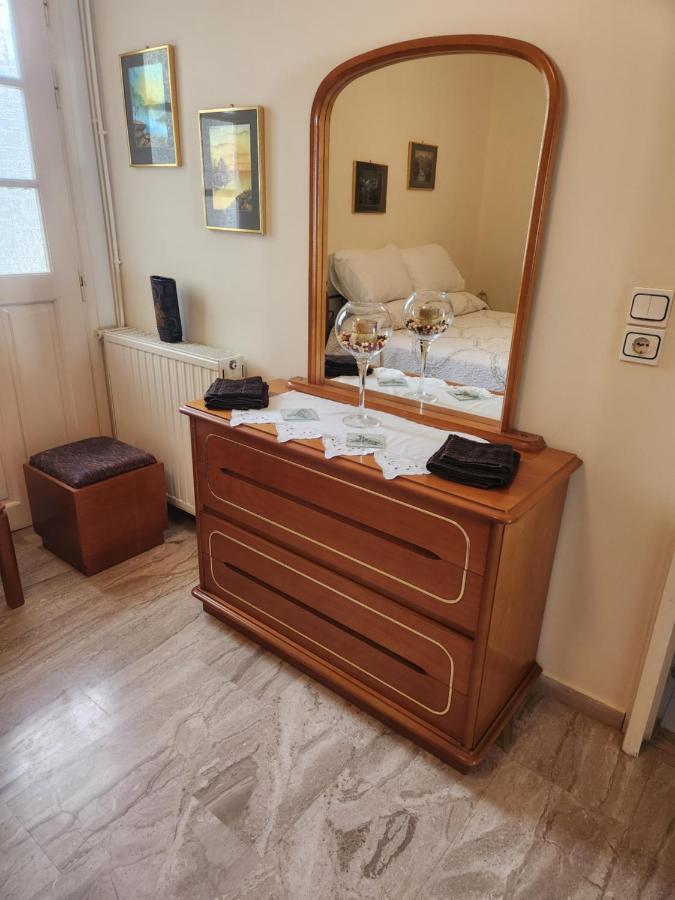 Cozy Apartment In Nea Kios Exteriör bild